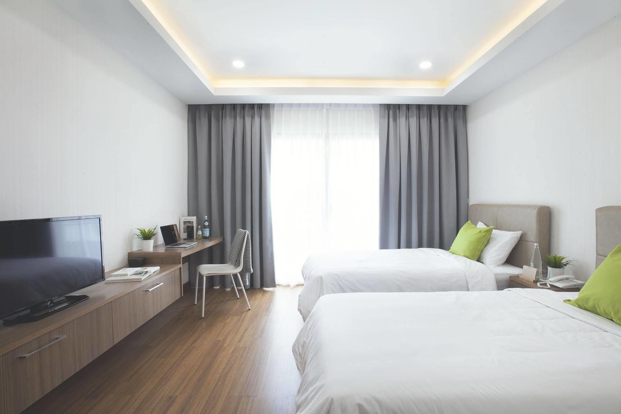 บูน เพลส Hotel กรุงเทพมหานคร ภายนอก รูปภาพ